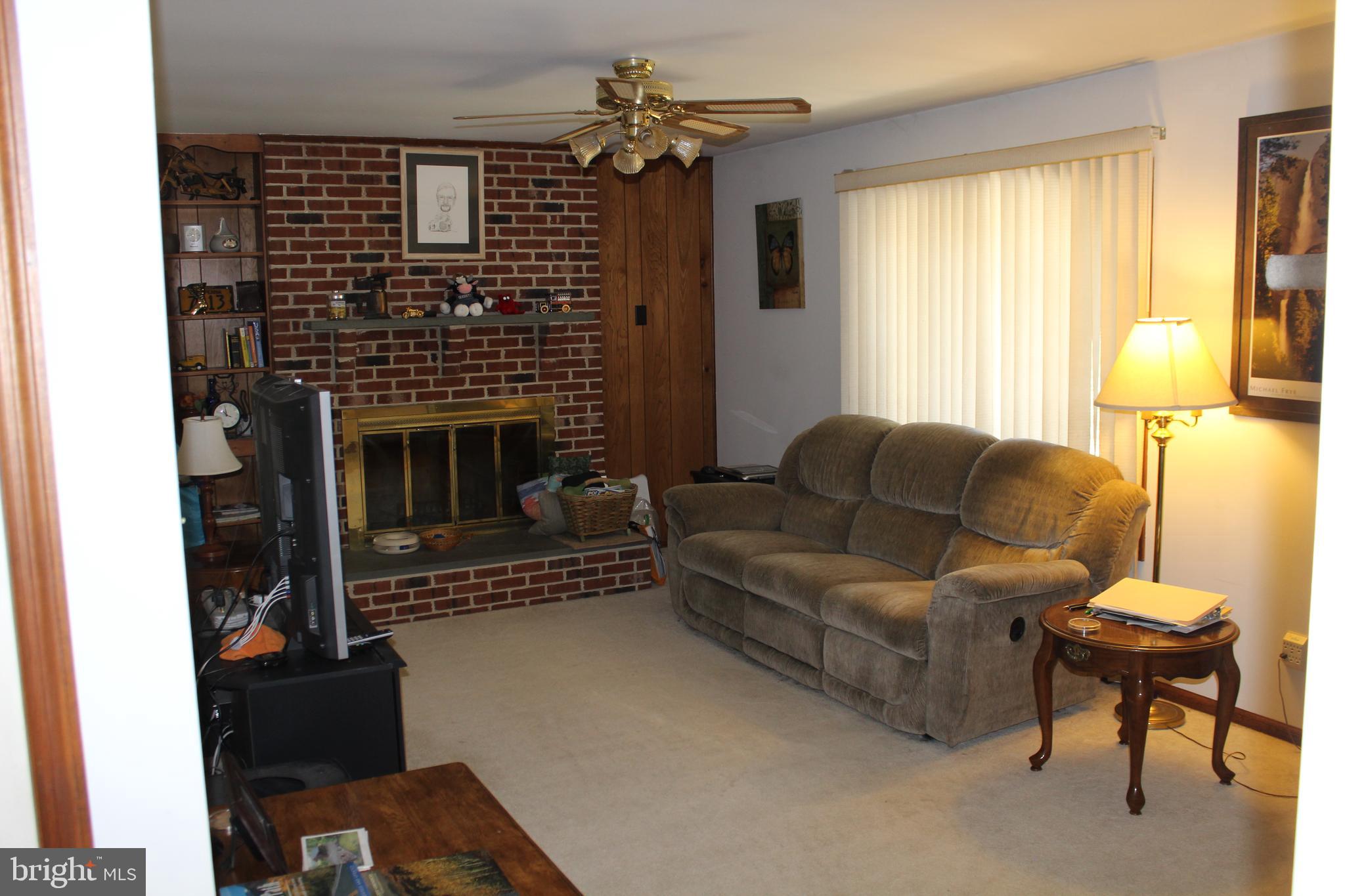 2883 Blue Ball Road Elkton, MD 21921 - Photo 11 of 24 Large family room
