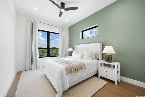 $349,000 | 10899 South Hausman Road, Unit 311, San Antonio, TX 78249
