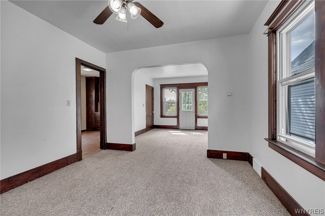 565 Military Road Buffalo, NY 14207 - Photo 25 of 48