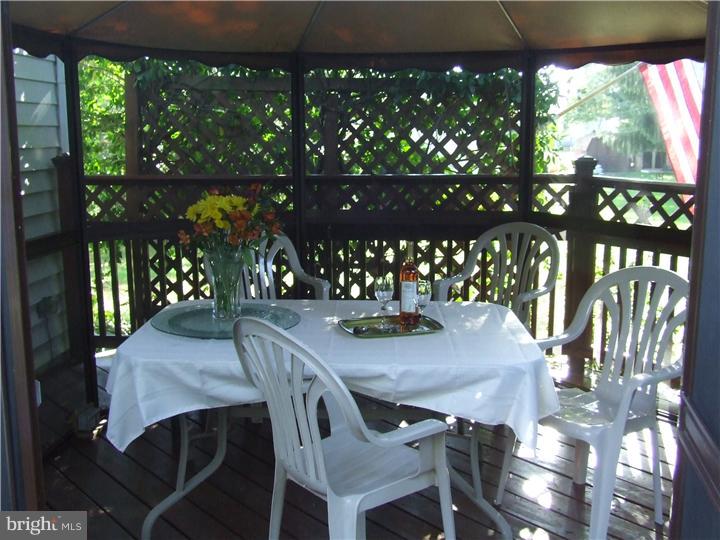 886 State Road West Grove, PA 19390 - Photo 18 of 23 Deck