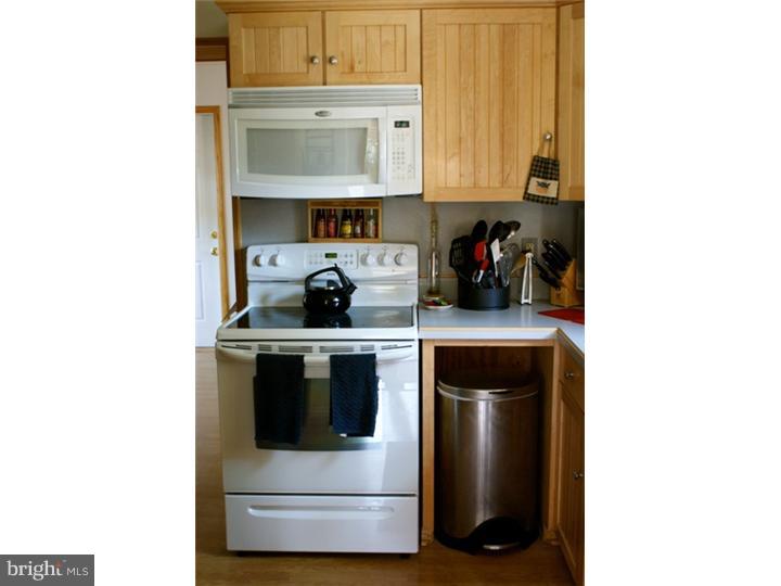 886 State Road West Grove, PA 19390 - Photo 5 of 23 Kitchen