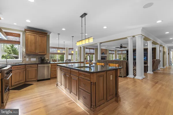 $3,750,000 | 370 Eagle Hill Road, Pasadena, MD 21122