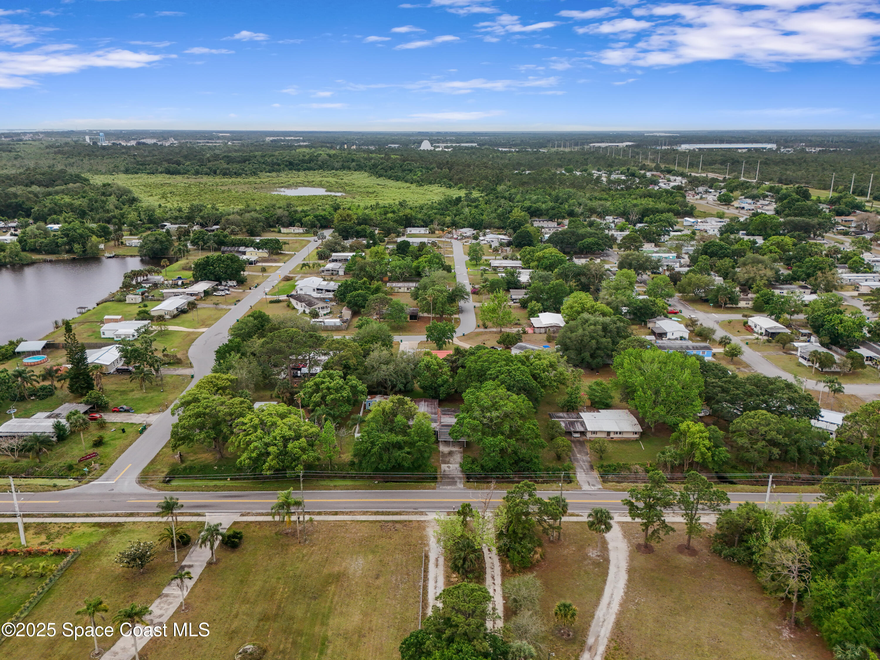 585 Canaveral Groves Boulevard Cocoa, FL 32926 - Photo 42 of 49 a view of a city