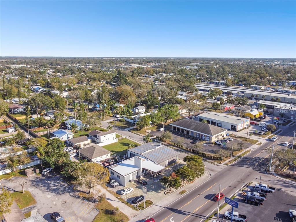 2011 9th Street West Bradenton, FL 34205 - Photo 12 of 24 an aerial view of a city with lots of residential buildings