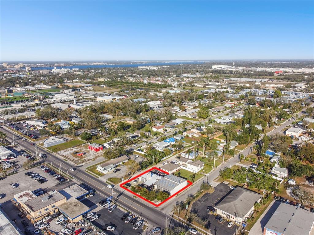 2011 9th Street West Bradenton, FL 34205 - Photo 22 of 24 an aerial view of residential building with an outdoor space