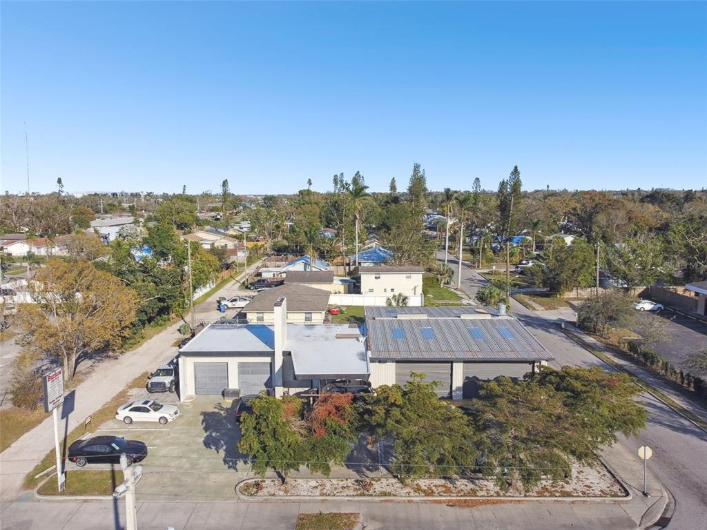 2011 9th Street West Bradenton, FL 34205 - Photo 10 of 24 a view of a city