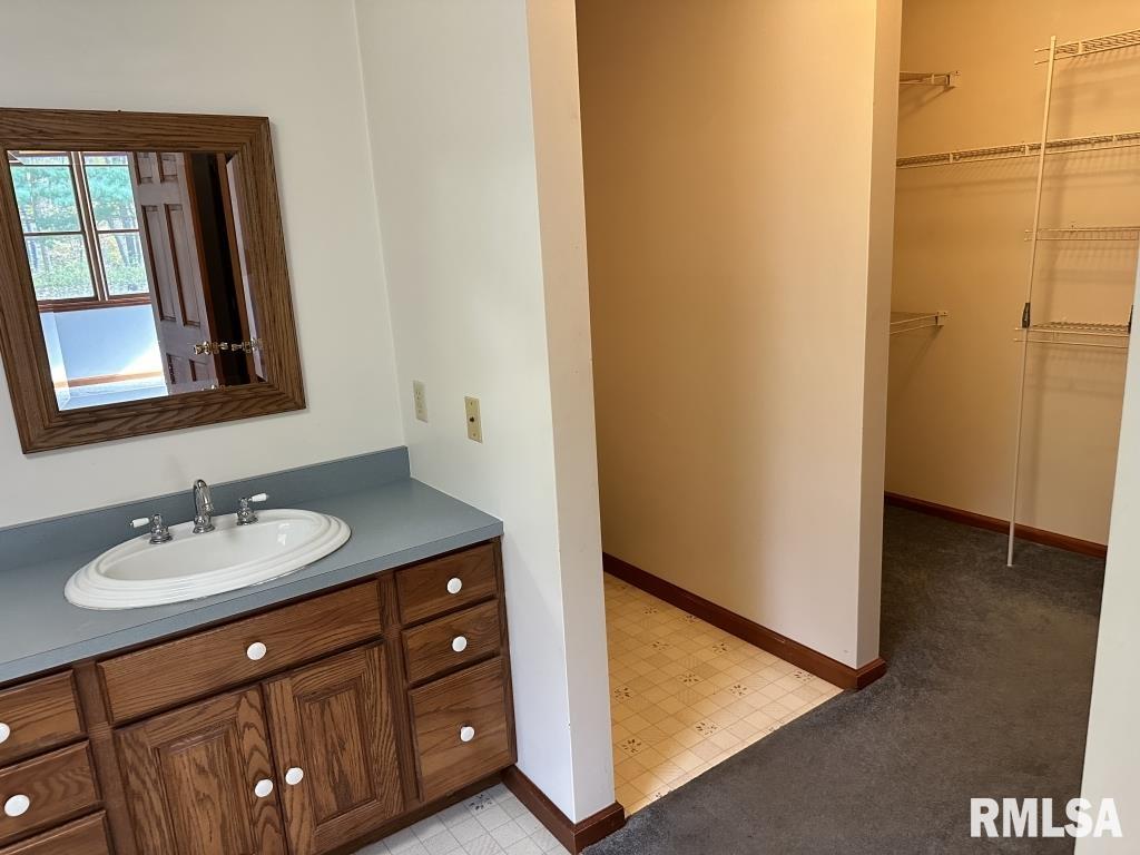 11223 North Evans Mill Road Princeville, IL 61559 - Photo 9 of 16 Gallery Image 9