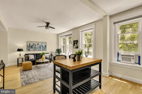 $400,000 | 1869 Mintwood Place Northwest, Unit 24, Washington, DC 20009