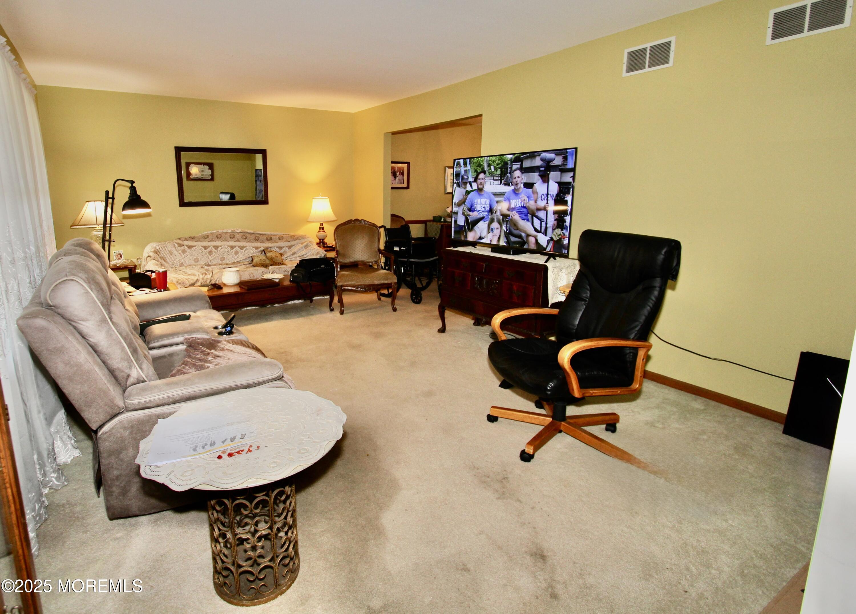 111 Durand Road Neptune Township, NJ 07753 - Photo 9 of 24 111 Durand lr - 1