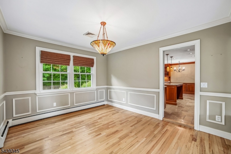 87 Reinman Road Warren, NJ 07059 - Photo 6 of 43