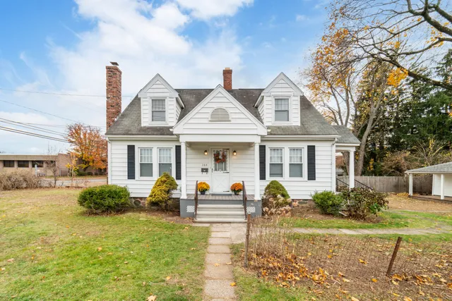 $307,000 | 264 Lake Avenue, Bristol, CT 06010