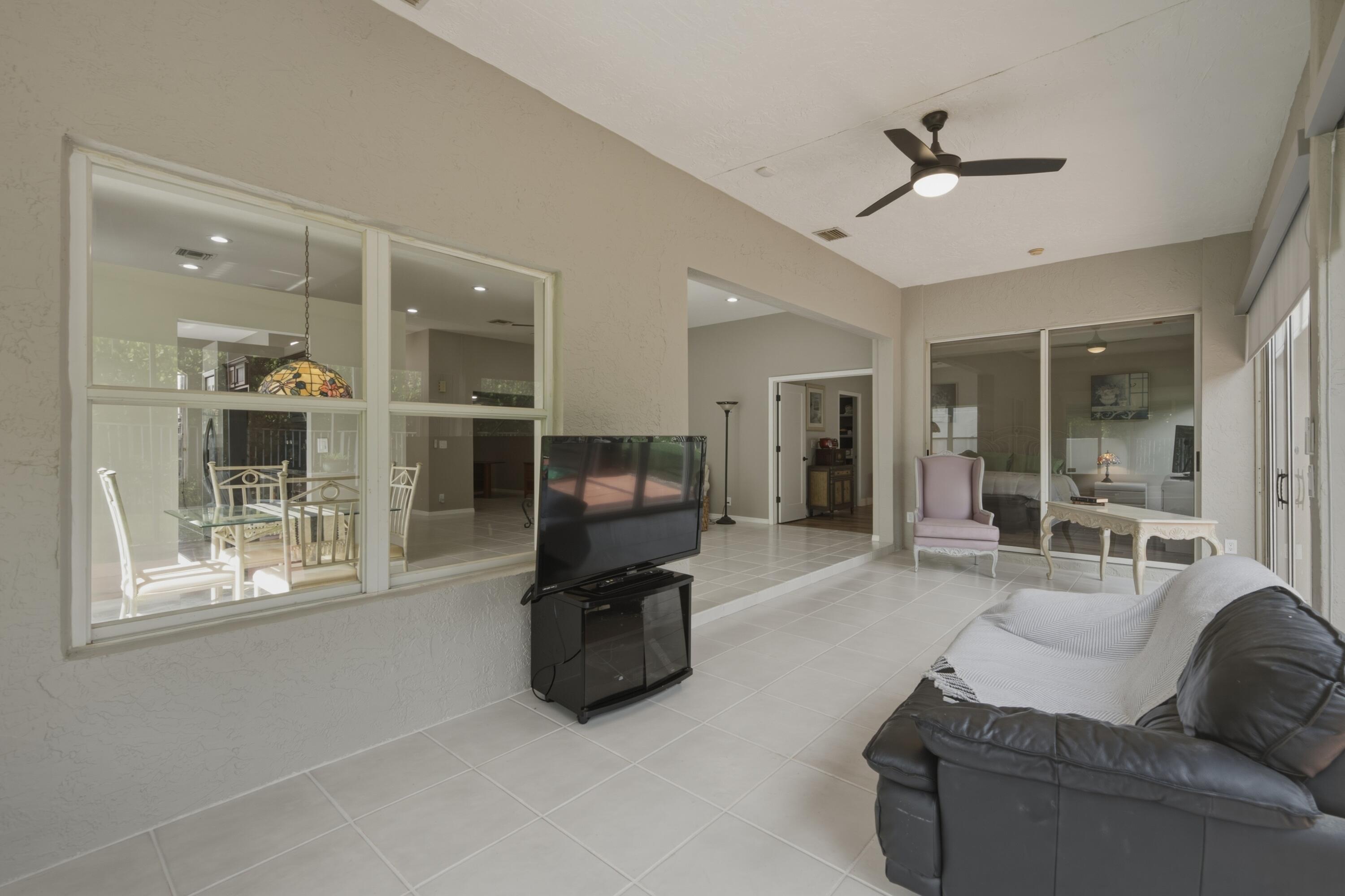 10827 La Salinas Circle Boca Raton, FL 33428 - Photo 7 of 33 KAREN 7