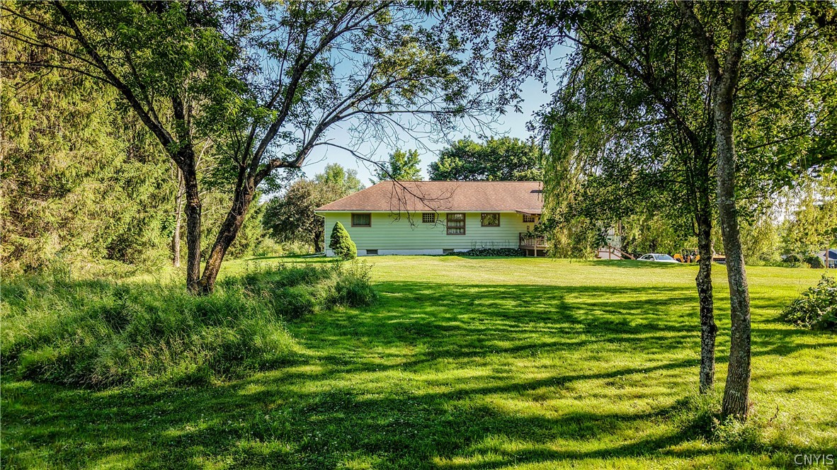 9401 Hayes Road Marcy, NY 13403 - Photo 15 of 35