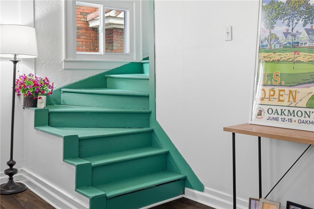 408 Gilmore Avenue Trafford, PA 15085 - Photo 12 of 29