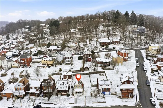 $150,000 | 408 Gilmore Avenue, Trafford, PA 15085