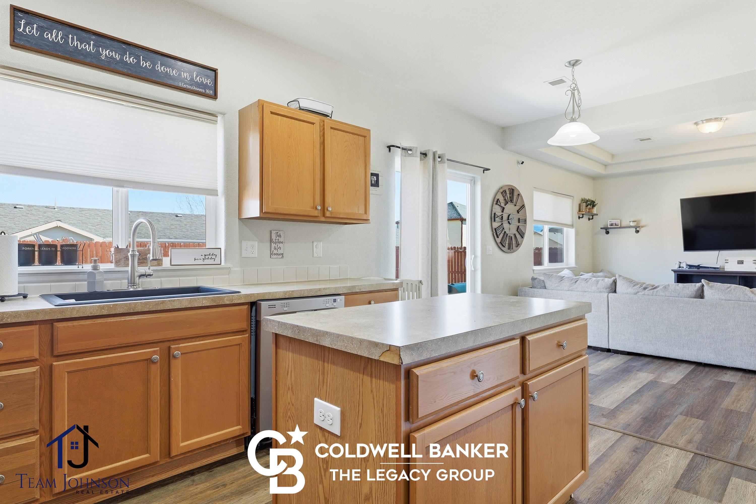 929 Fulton Street Mills, WY 82644 - Photo 5 of 22