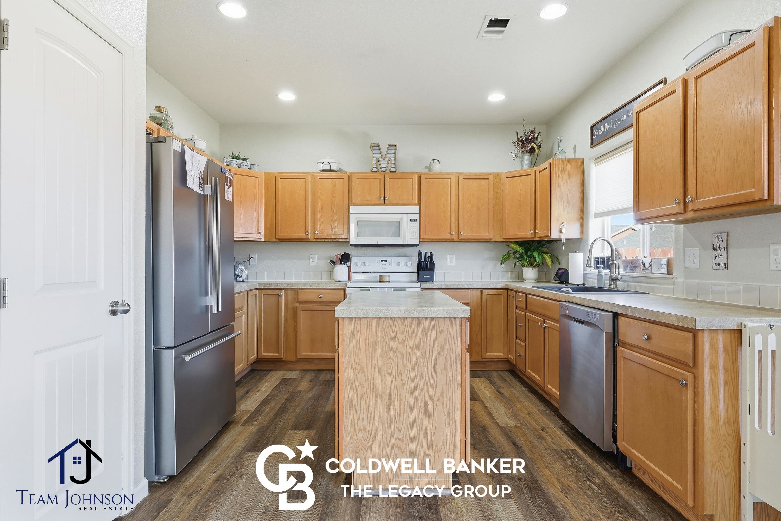 929 Fulton Street Mills, WY 82644 - Photo 6 of 22