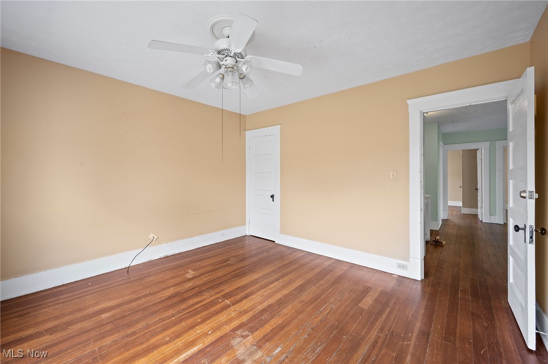 1796 South Green Road Cleveland, OH 44121 - Photo 23 of 35