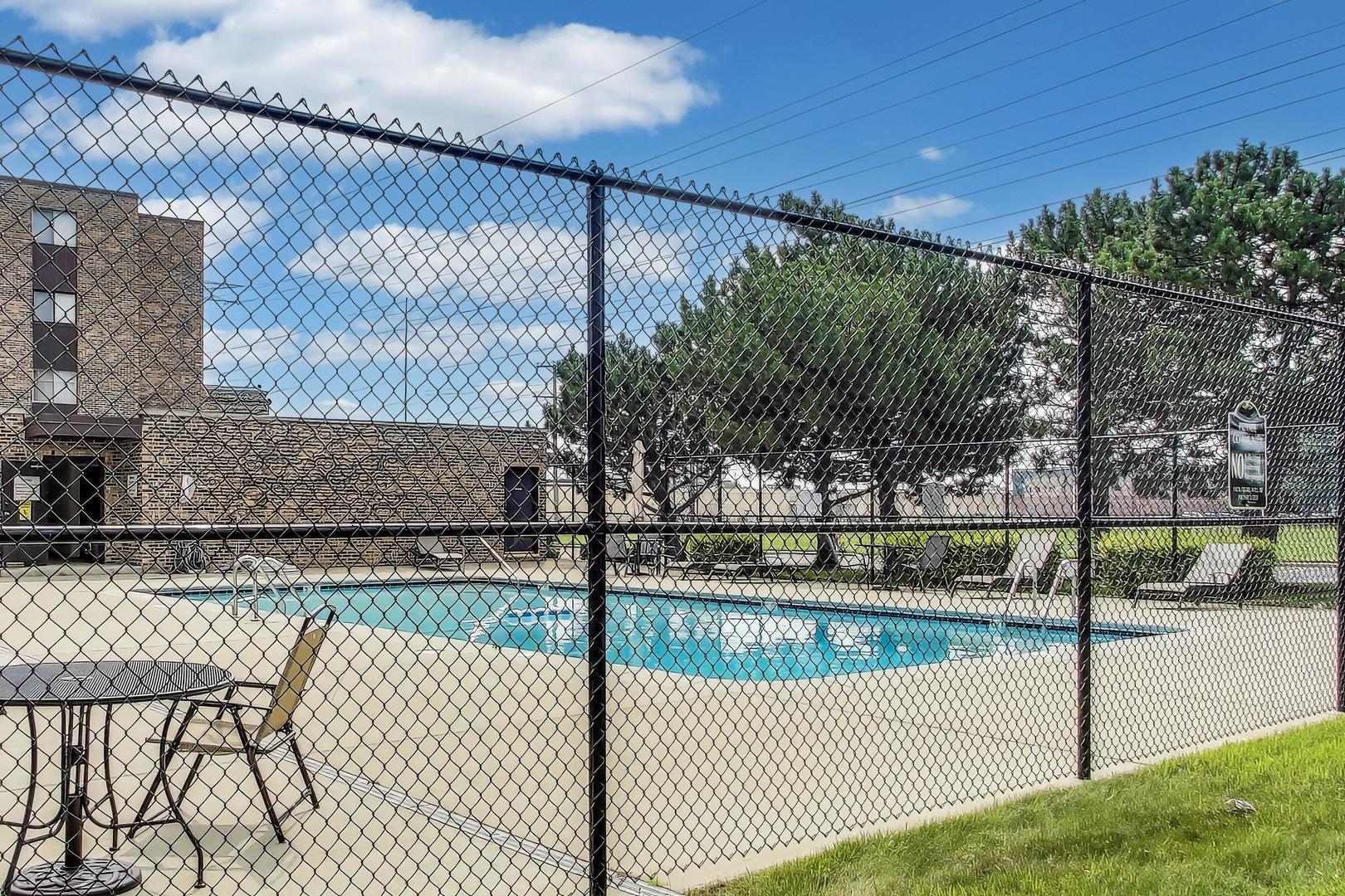 701 West Huntington Commons Road, Unit 418 Mount Prospect, IL 60056 - Photo 13 of 13