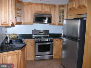 524 Fairhurst Road Fairless Hills, PA 19030 - Photo 2 of 6 Gallery Image 2