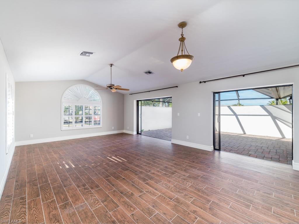 4400 Wilder Road, Unit 23 Naples, FL 34105 - Photo 4 of 35 Gallery Image 4