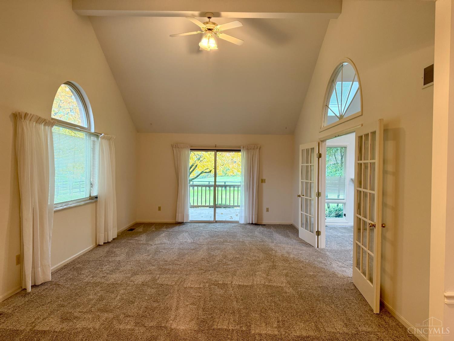 6641 Smith Road Loveland, OH 45140 - Photo 5 of 22