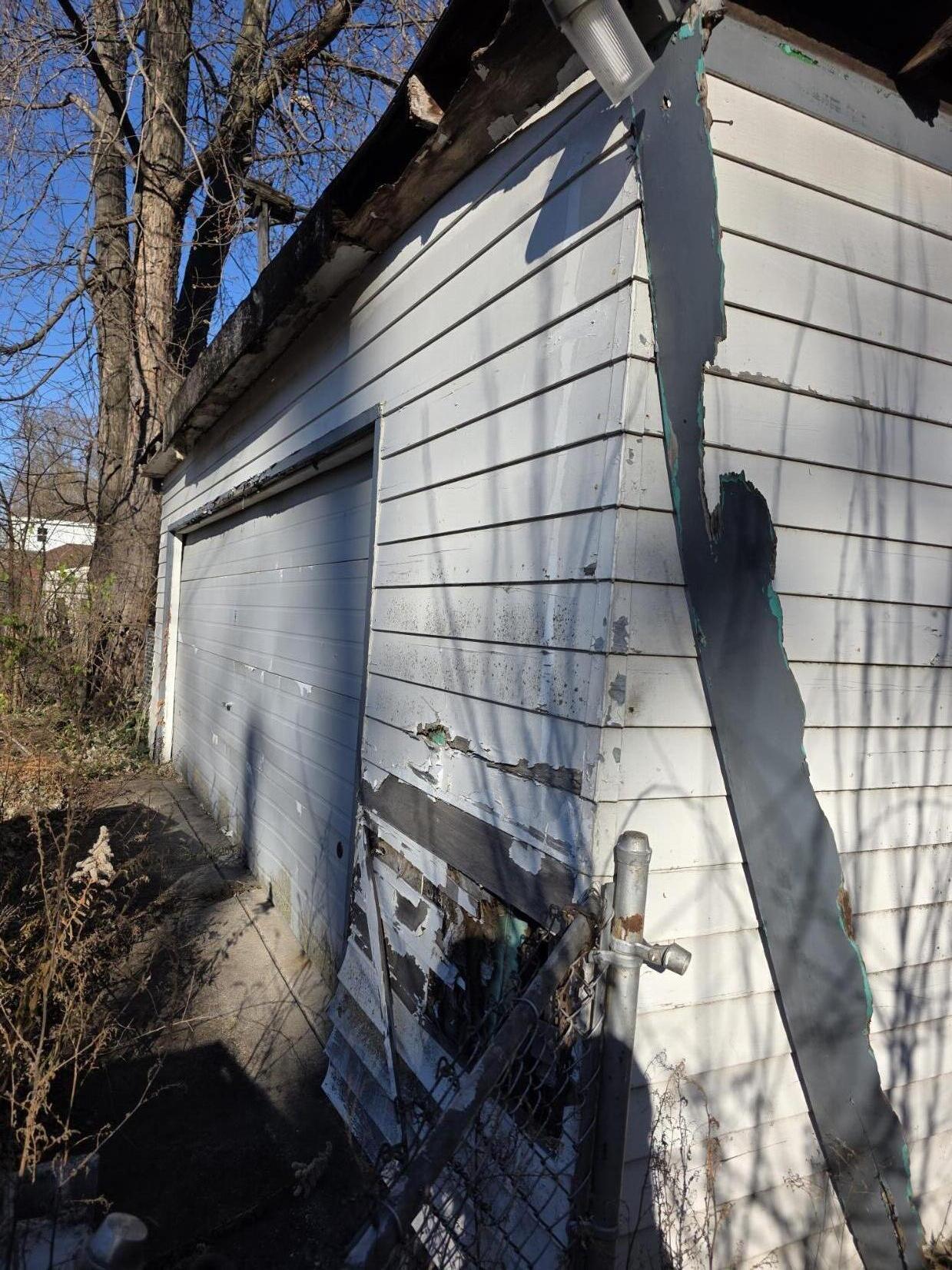 794 Porter Street Gary, IN 46406 - Photo 15 of 15 a view of yard