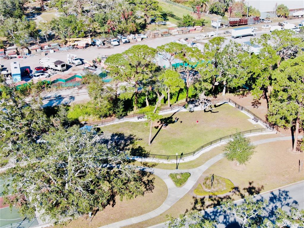 624 Goodrich Avenue Sarasota, FL 34236 - Photo 29 of 45 a view of outdoor space with garden