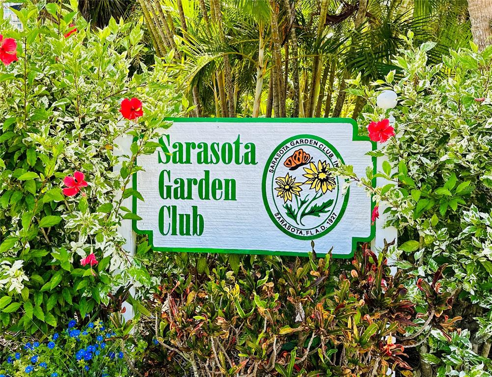 624 Goodrich Avenue Sarasota, FL 34236 - Photo 39 of 45 a view of sign board in a yard