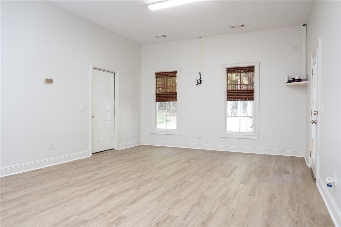 1596 Ogletree Road Auburn, AL 36830 - Photo 37 of 41 Gallery Image 37