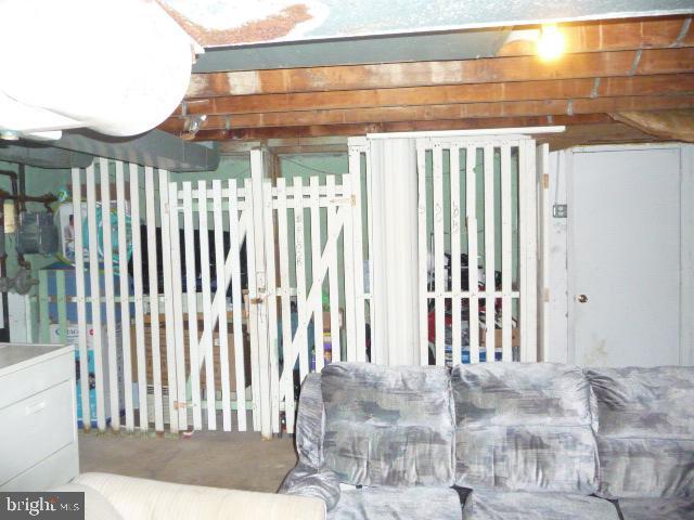 10658 Lockart Road Philadelphia, PA 19116 - Photo 18 of 27 Gallery Image 18
