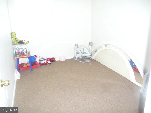 10658 Lockart Road Philadelphia, PA 19116 - Photo 6 of 27 Gallery Image 6