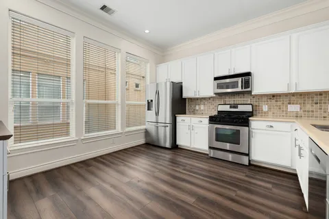$400,000 | 5733 Kansas Street, Houston, TX 77007