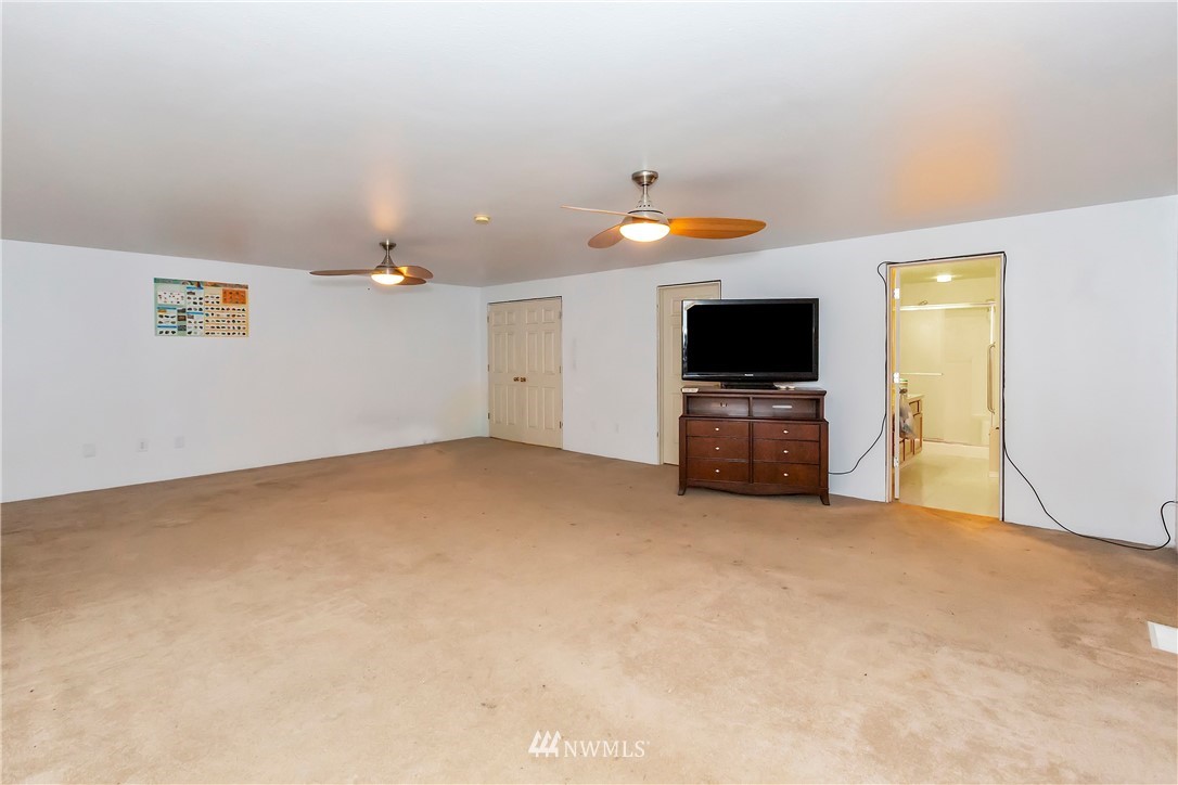 2626 Opdal Road East Port Orchard, WA 98366 - Photo 14 of 31 Gallery Image 14