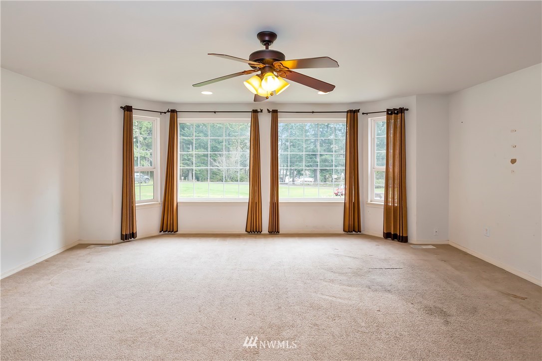 2626 Opdal Road East Port Orchard, WA 98366 - Photo 9 of 31 Gallery Image 9