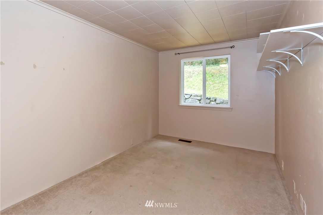 2626 Opdal Road East Port Orchard, WA 98366 - Photo 10 of 31 Gallery Image 10