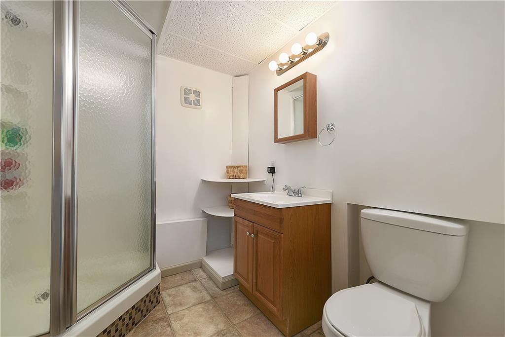 5525 Library Road Bethel Park, PA 15102 - Photo 18 of 25 Gallery Image 18