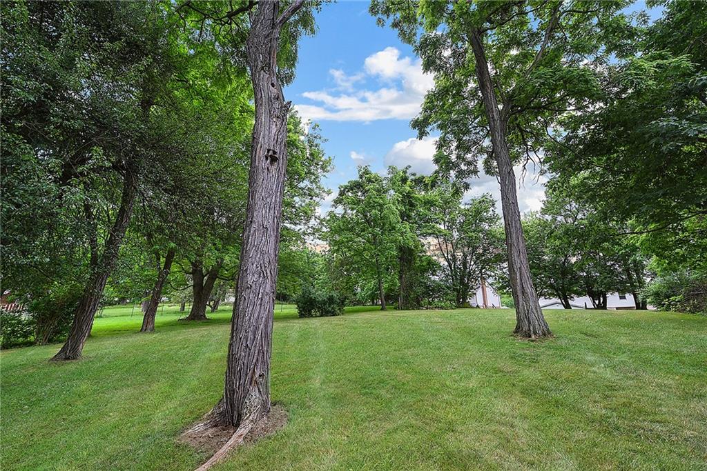 5525 Library Road Bethel Park, PA 15102 - Photo 23 of 25 Gallery Image 23