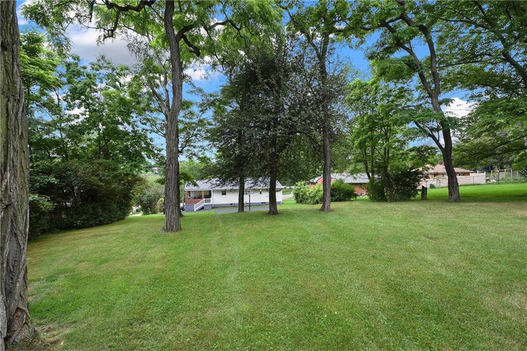 5525 Library Road Bethel Park, PA 15102 - Photo 24 of 25 Gallery Image 24