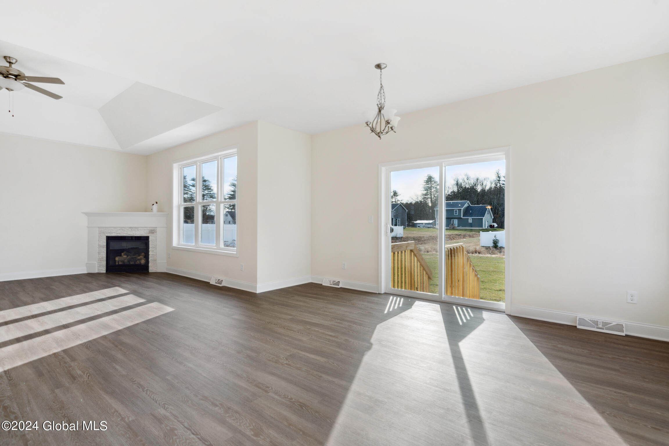 10 Brookhaven Court Wilton, NY 12866 - Photo 16 of 29 56 Huntington MLS-14