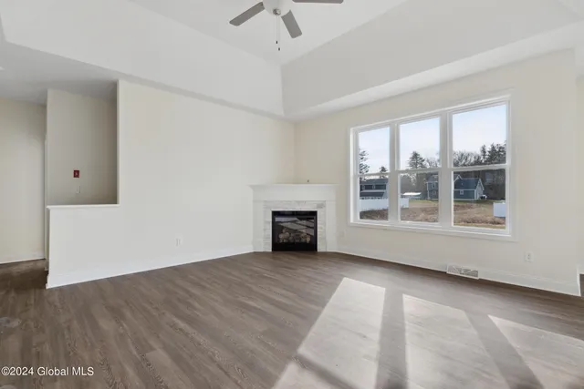 $799,000 | 10 Brookhaven Court, Wilton, NY 12866