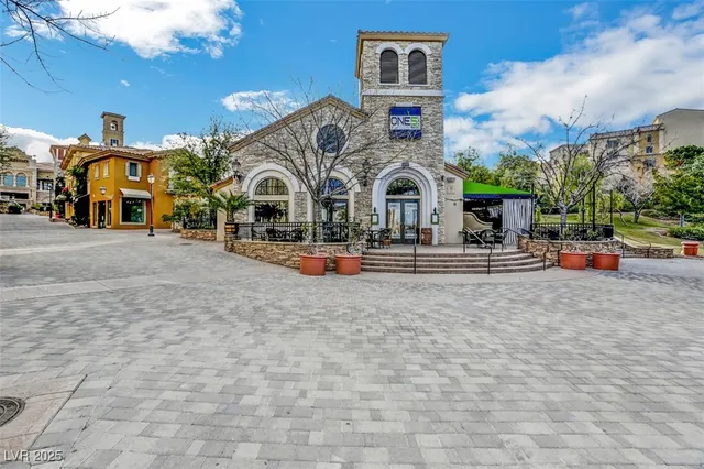 $2,600 | 30 Strada Di Villaggio, Unit 147, Henderson, NV 89011