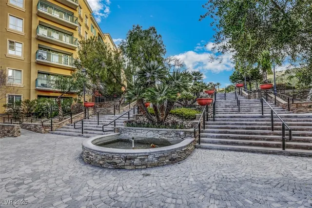 $2,600 | 30 Strada Di Villaggio, Unit 147, Henderson, NV 89011