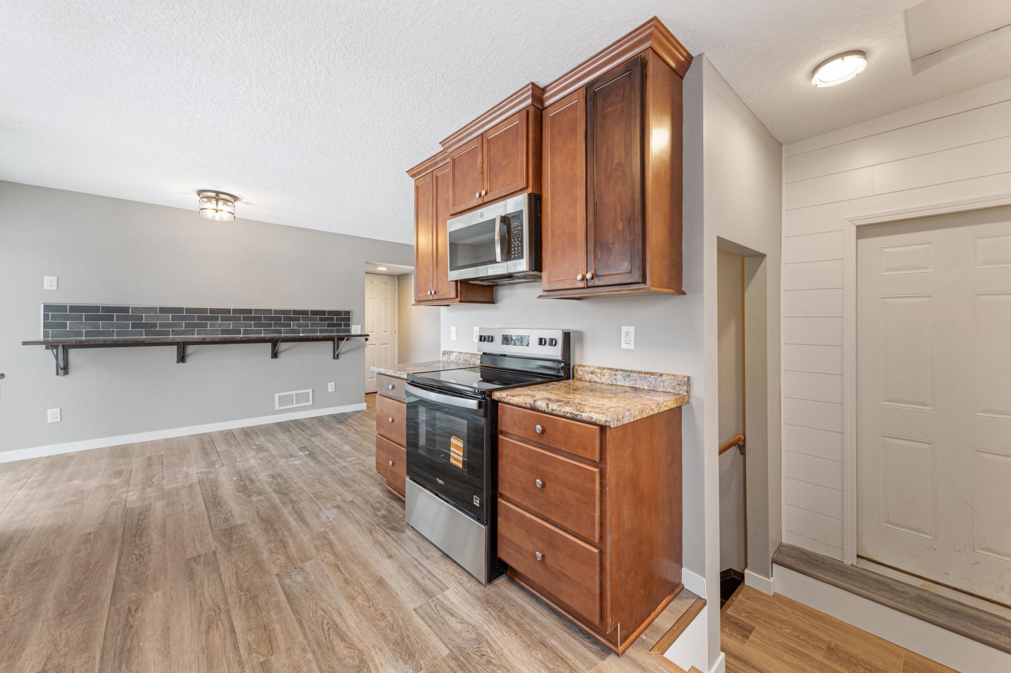 213 Walnut Street Farmington, MN 55024 - Photo 11 of 27