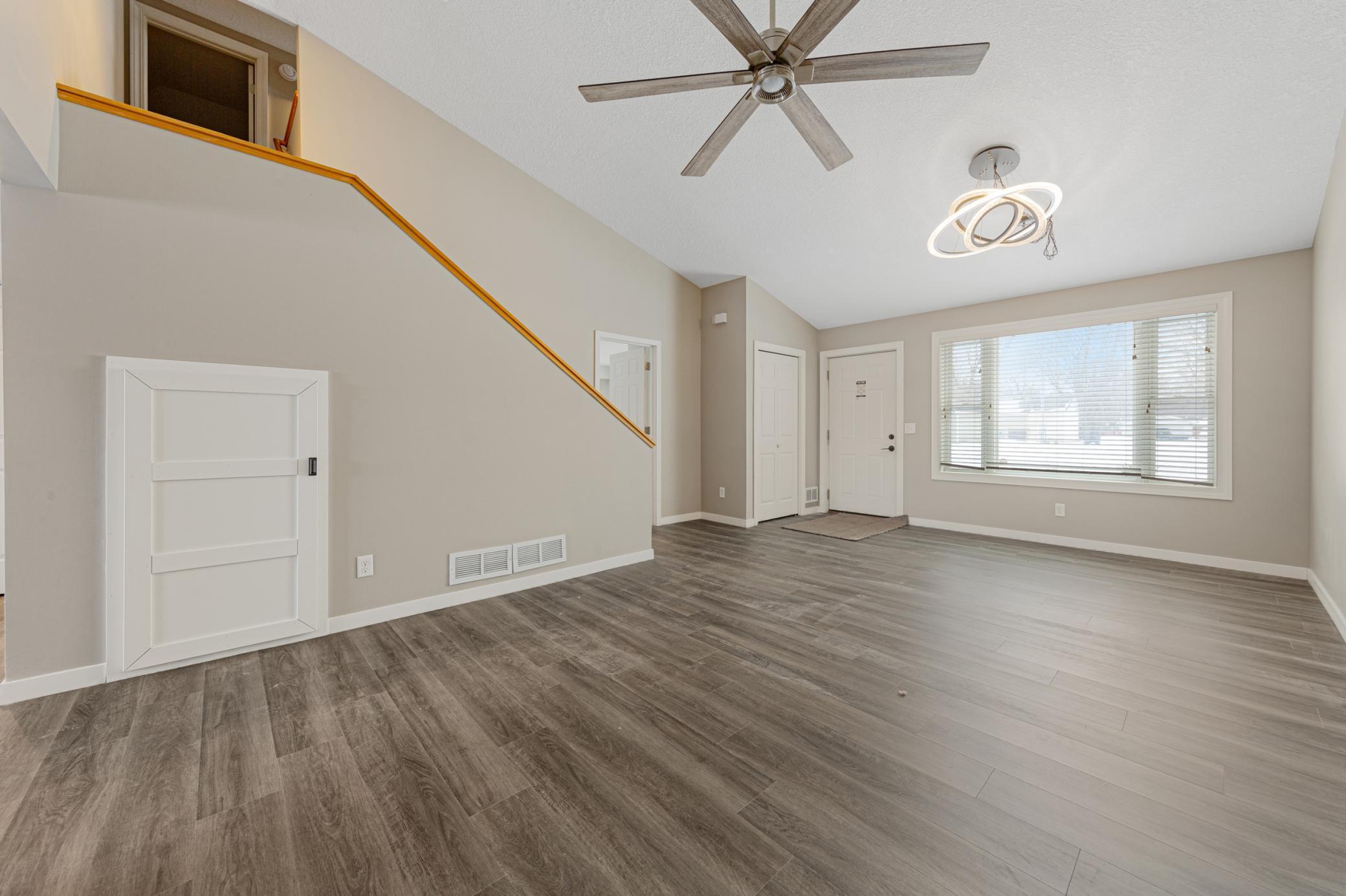 213 Walnut Street Farmington, MN 55024 - Photo 7 of 27