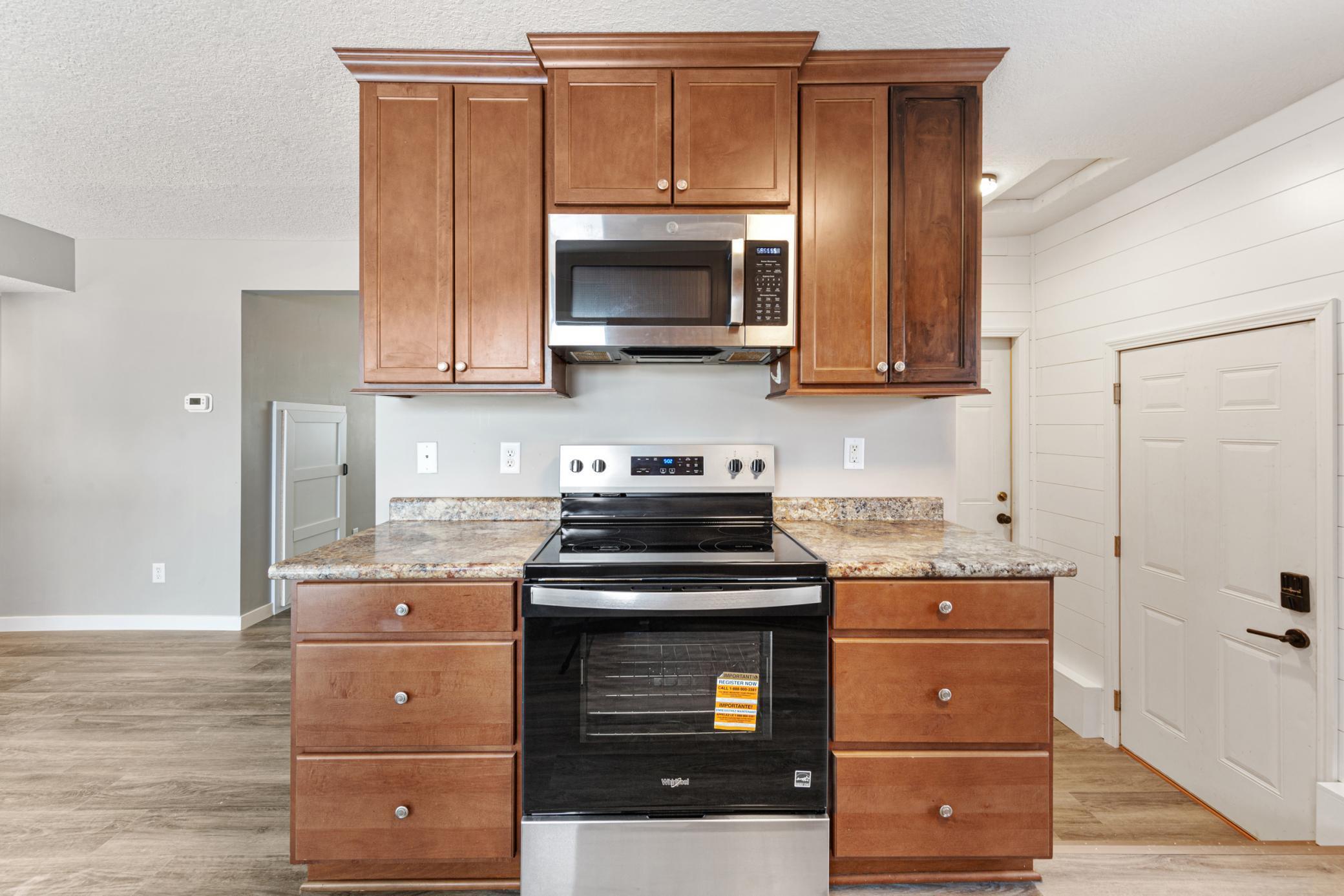 213 Walnut Street Farmington, MN 55024 - Photo 9 of 27