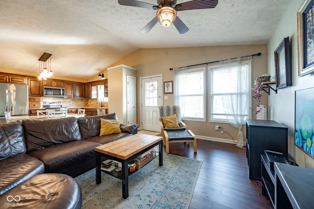 $225,000 | 1020 Talon Court, Greencastle, IN 46135