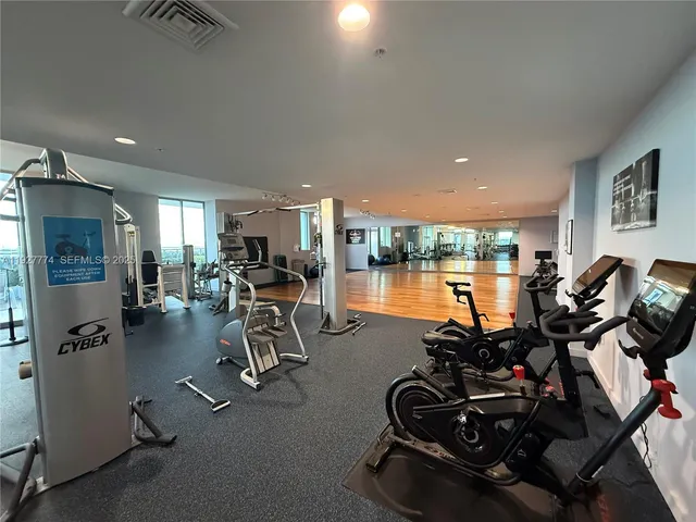 $4,700 | 7901 Hispanola Avenue, Unit 1212, North Bay Village, FL 33141