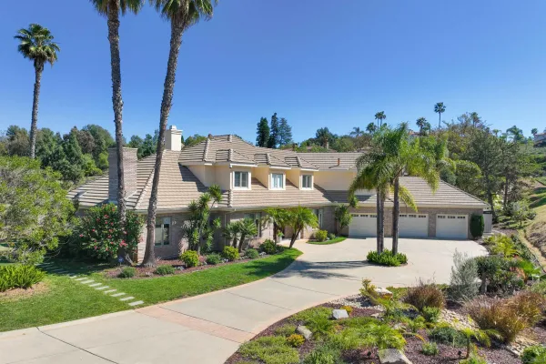 $3,195,000 | 17941 Vista Lomas Drive, Poway, CA 92064