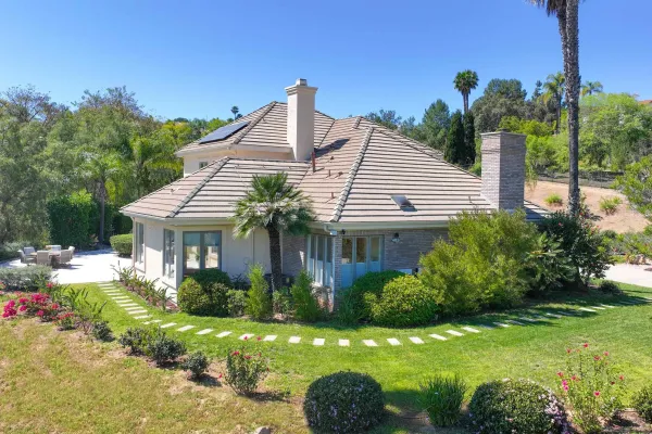 $3,195,000 | 17941 Vista Lomas Drive, Poway, CA 92064